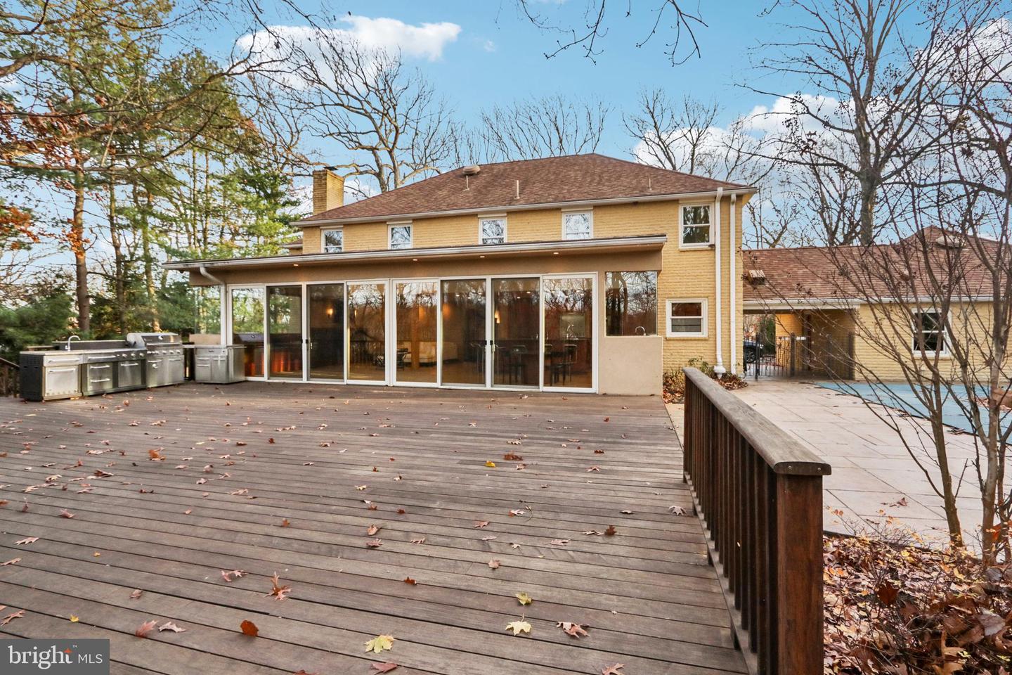 400 Highview Drive photo 109