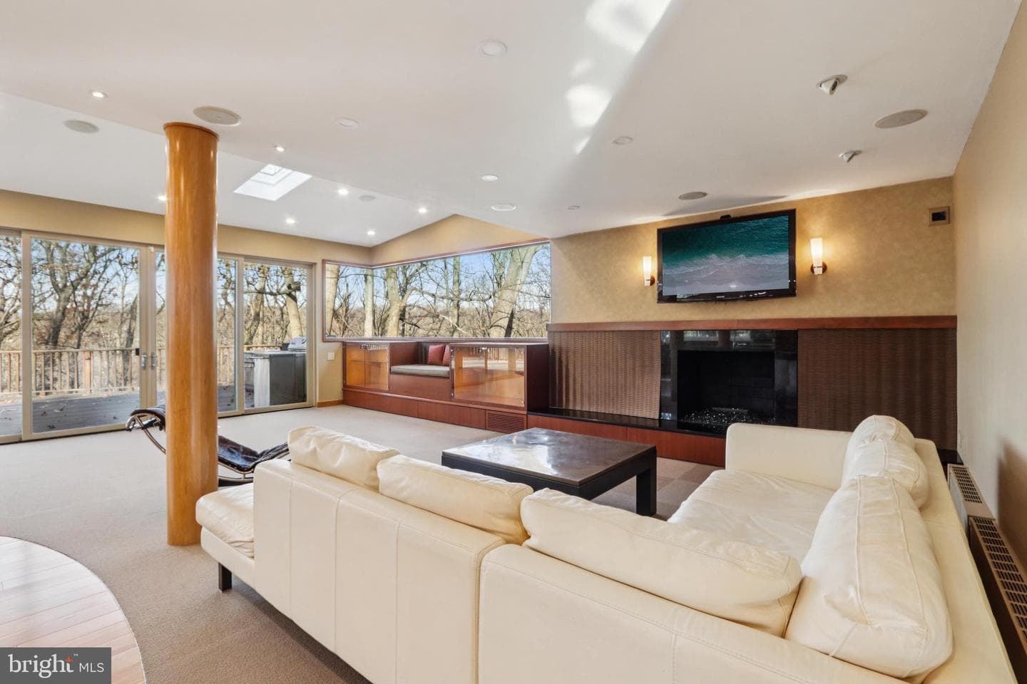 400 Highview Drive photo 18