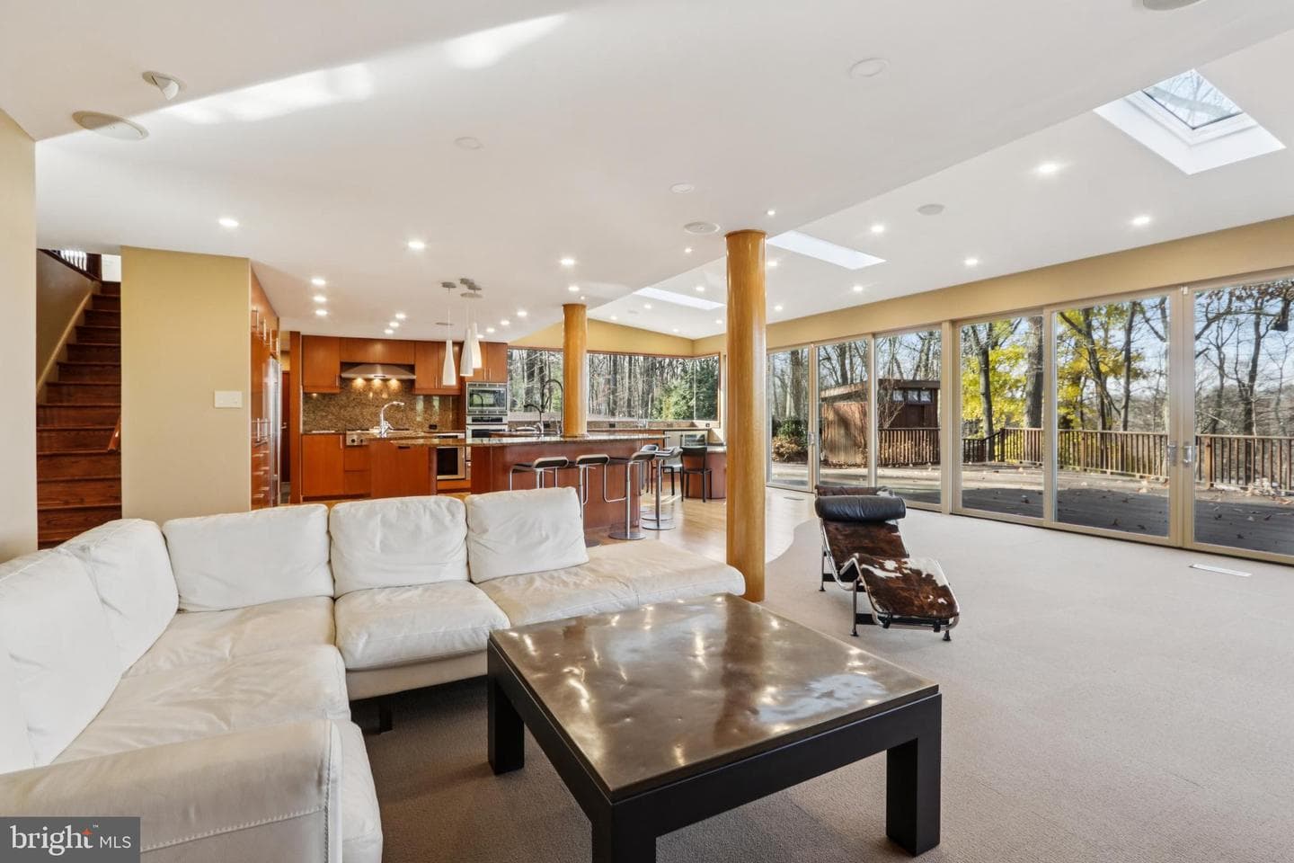 400 Highview Drive photo 24