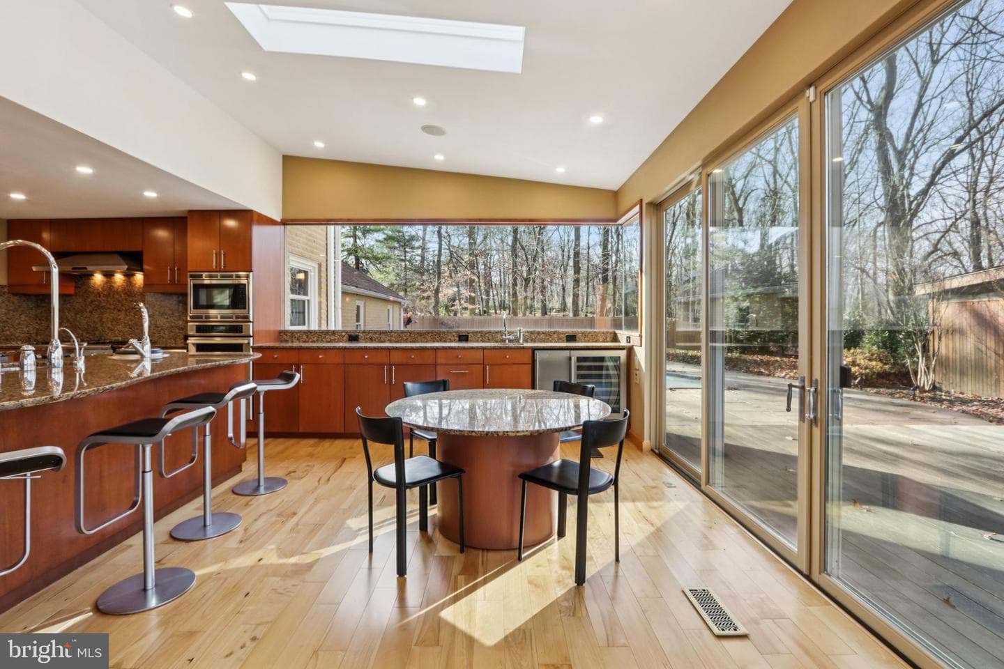 400 Highview Drive photo 27