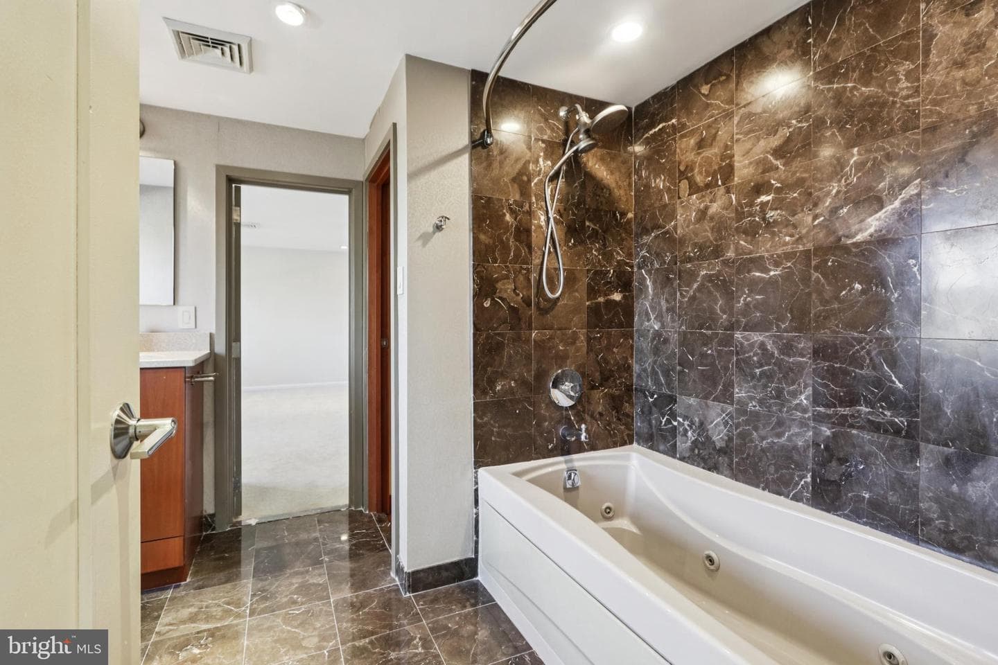 400 Highview Drive photo 65