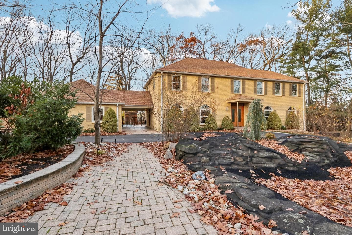 400 Highview Drive photo 9