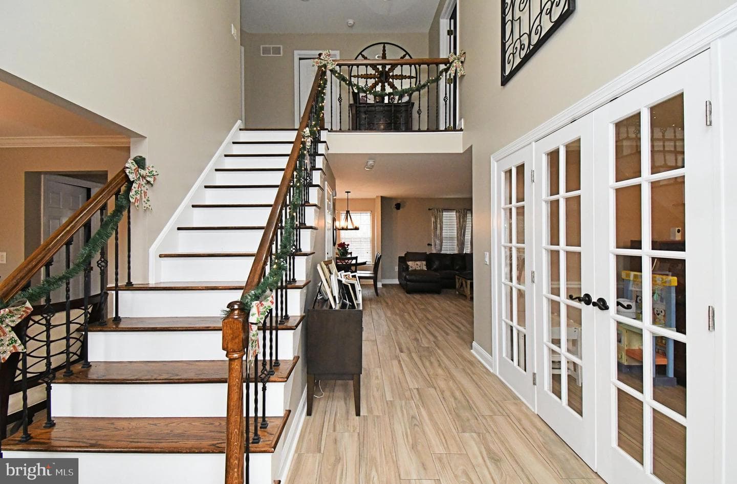 340 Vanderbilt Lane photo 6