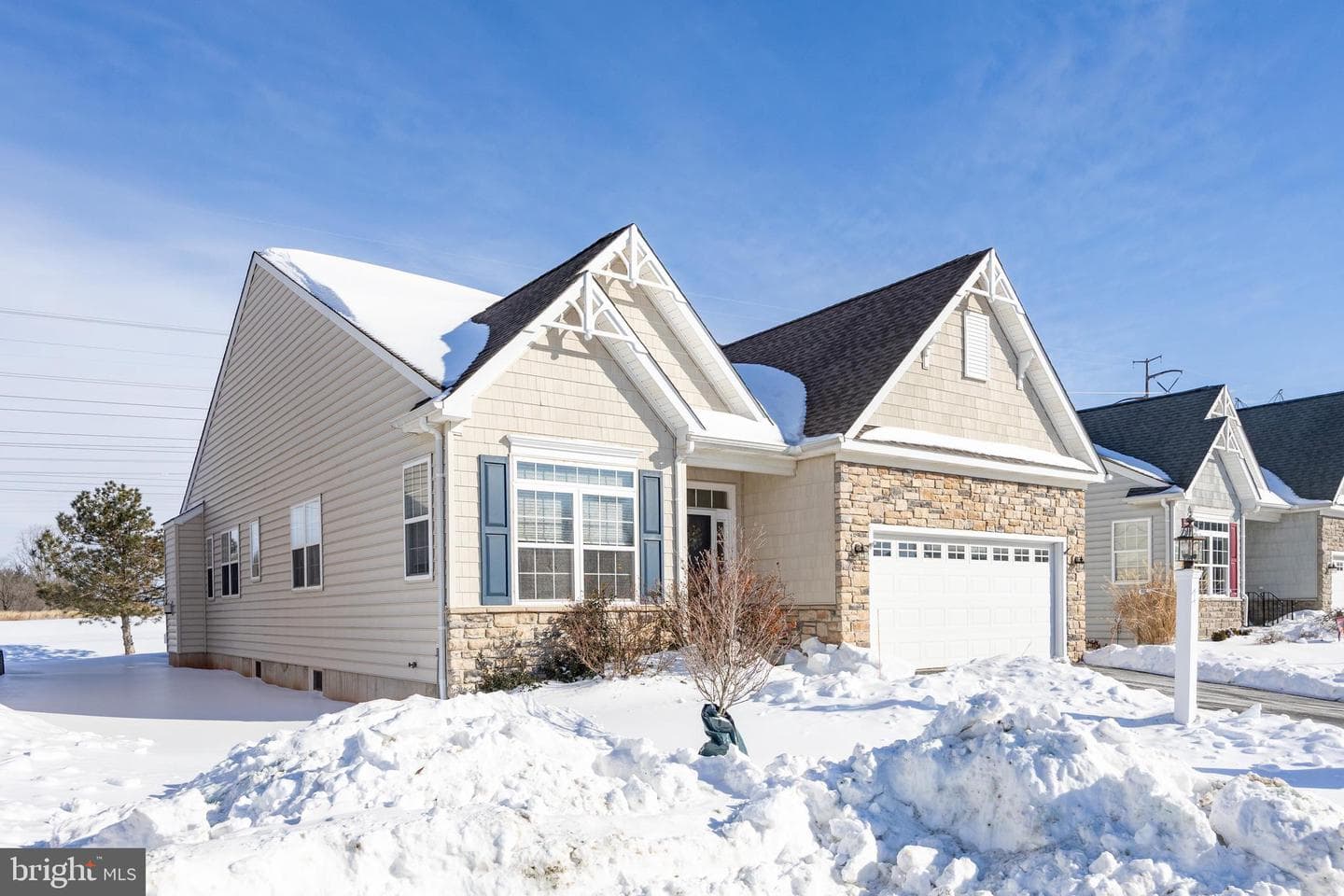 4335 Meadowridge Lane photo 4