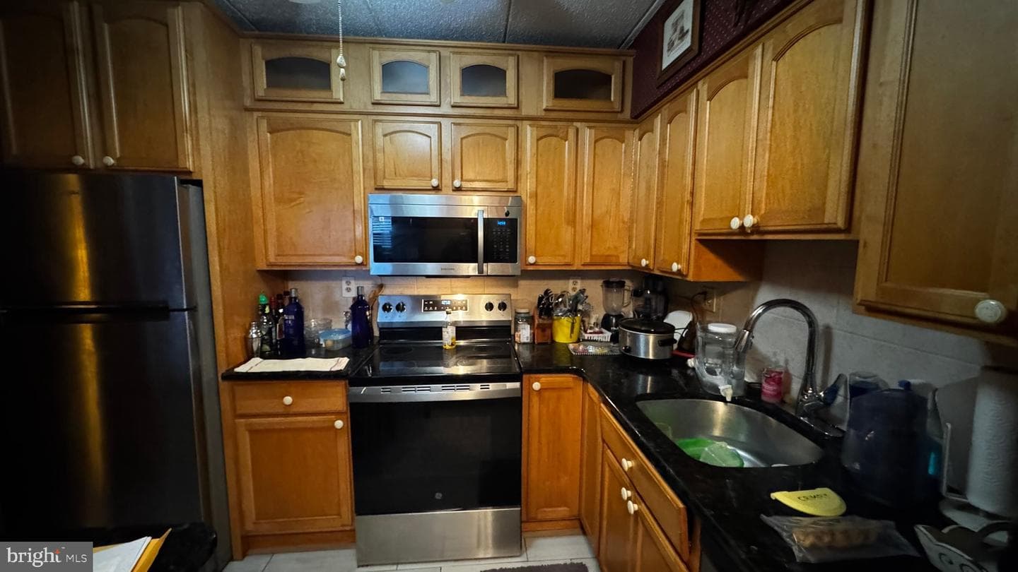 176 Riversedge photo 10