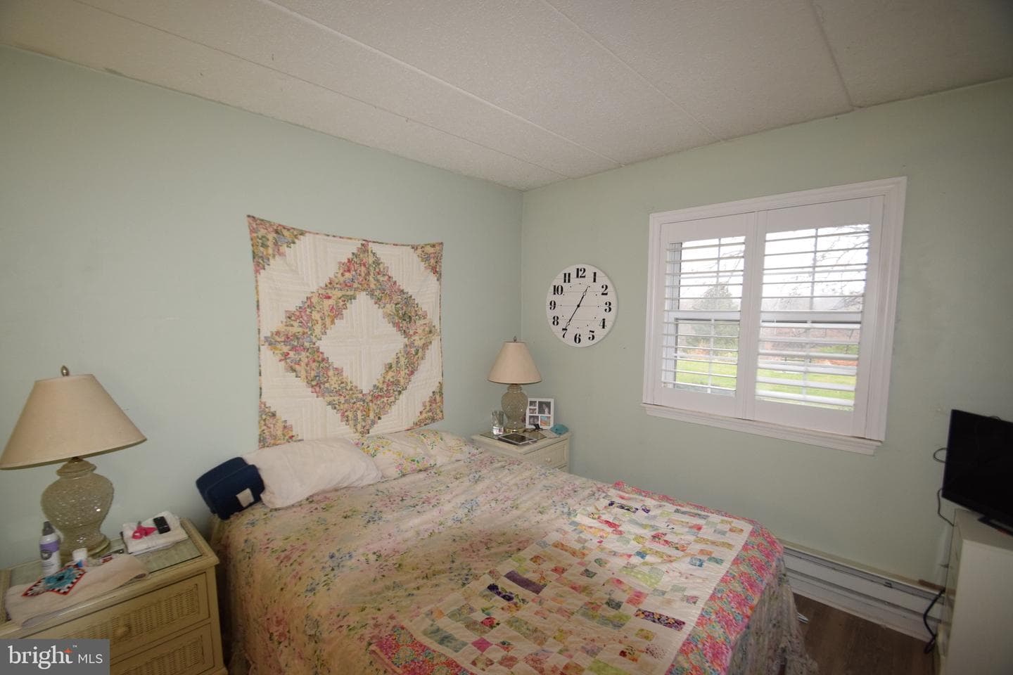 176 Riversedge photo 12