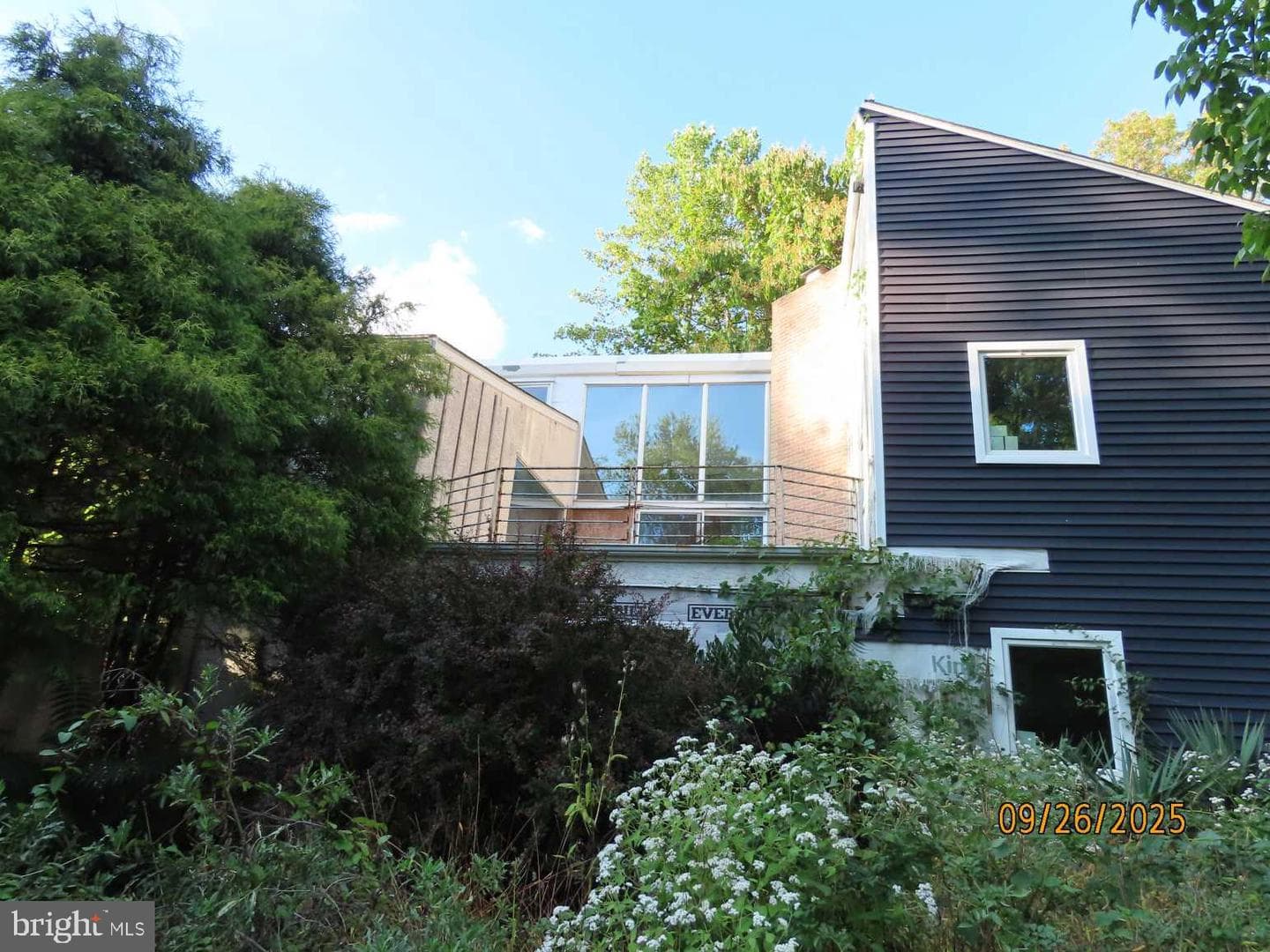 1710 Twining Rd, Willow Grove