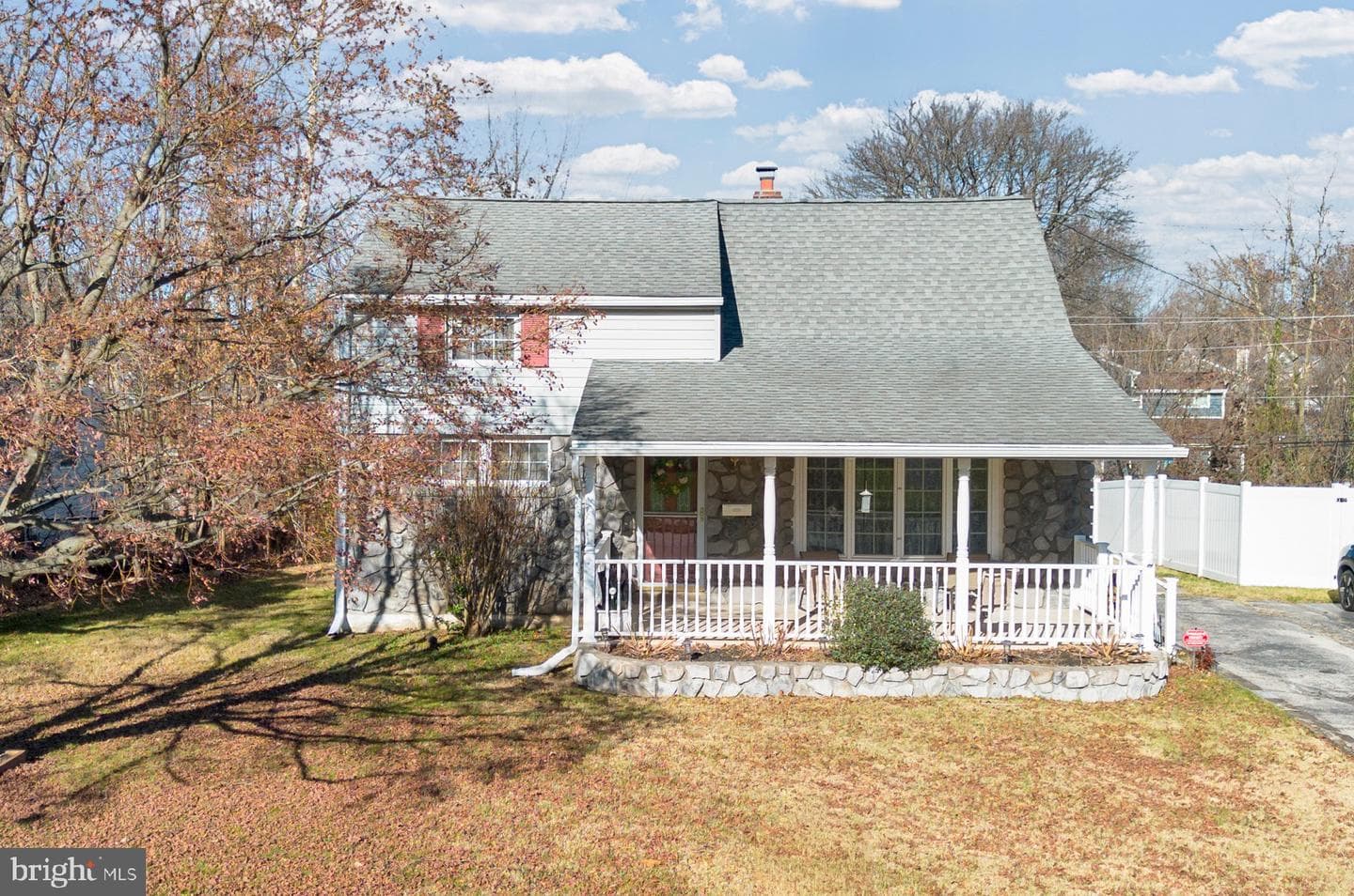 394 Stonybrook Road photo 1