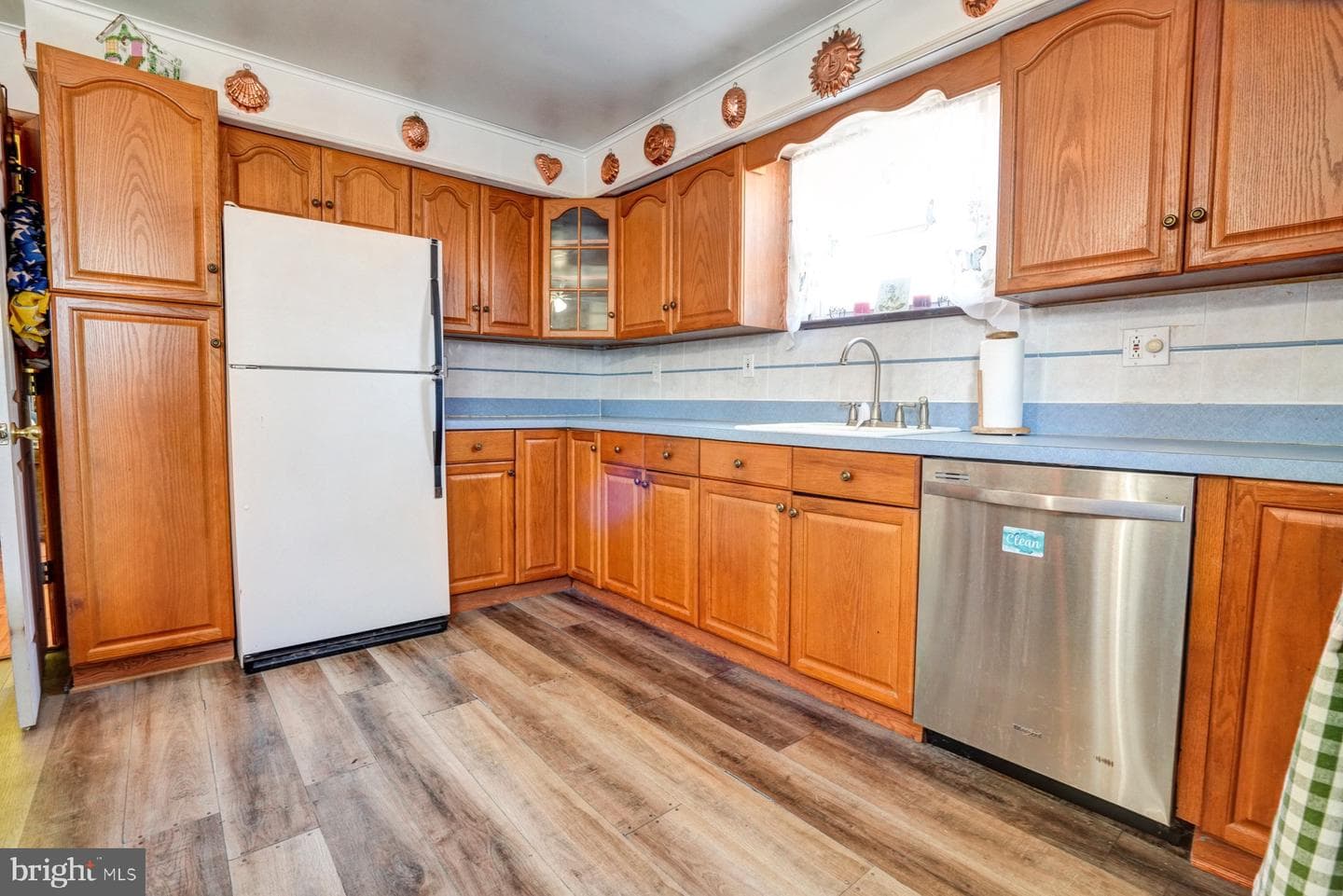 394 Stonybrook Road photo 6