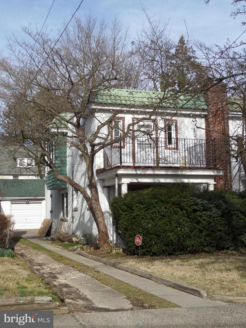 627 Arbor Road photo 1