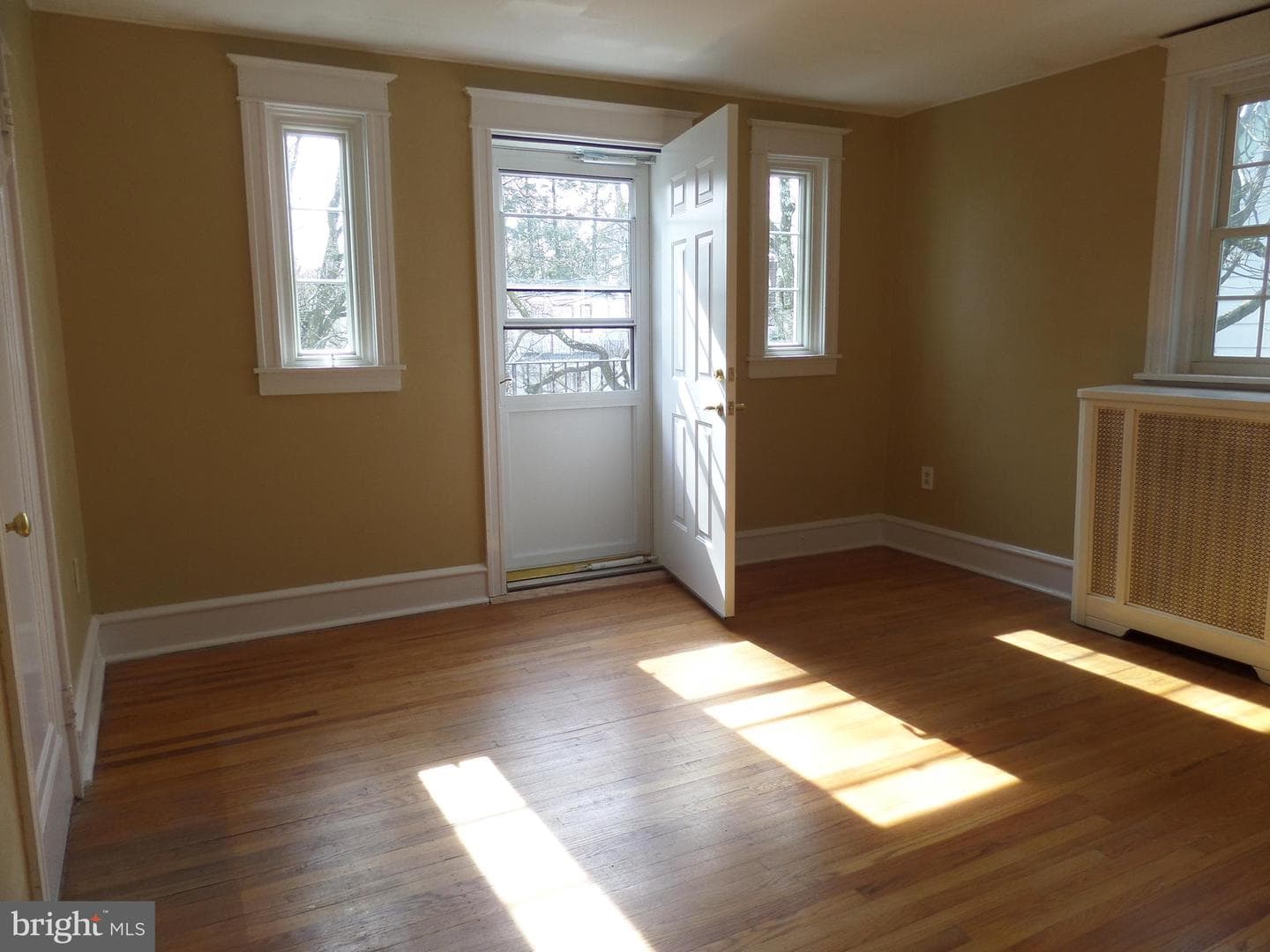 627 Arbor Road photo 8