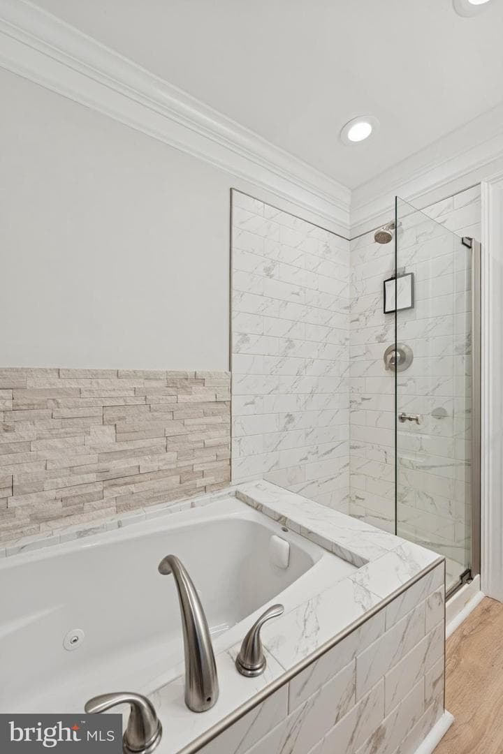 440 Rittenhouse photo 33