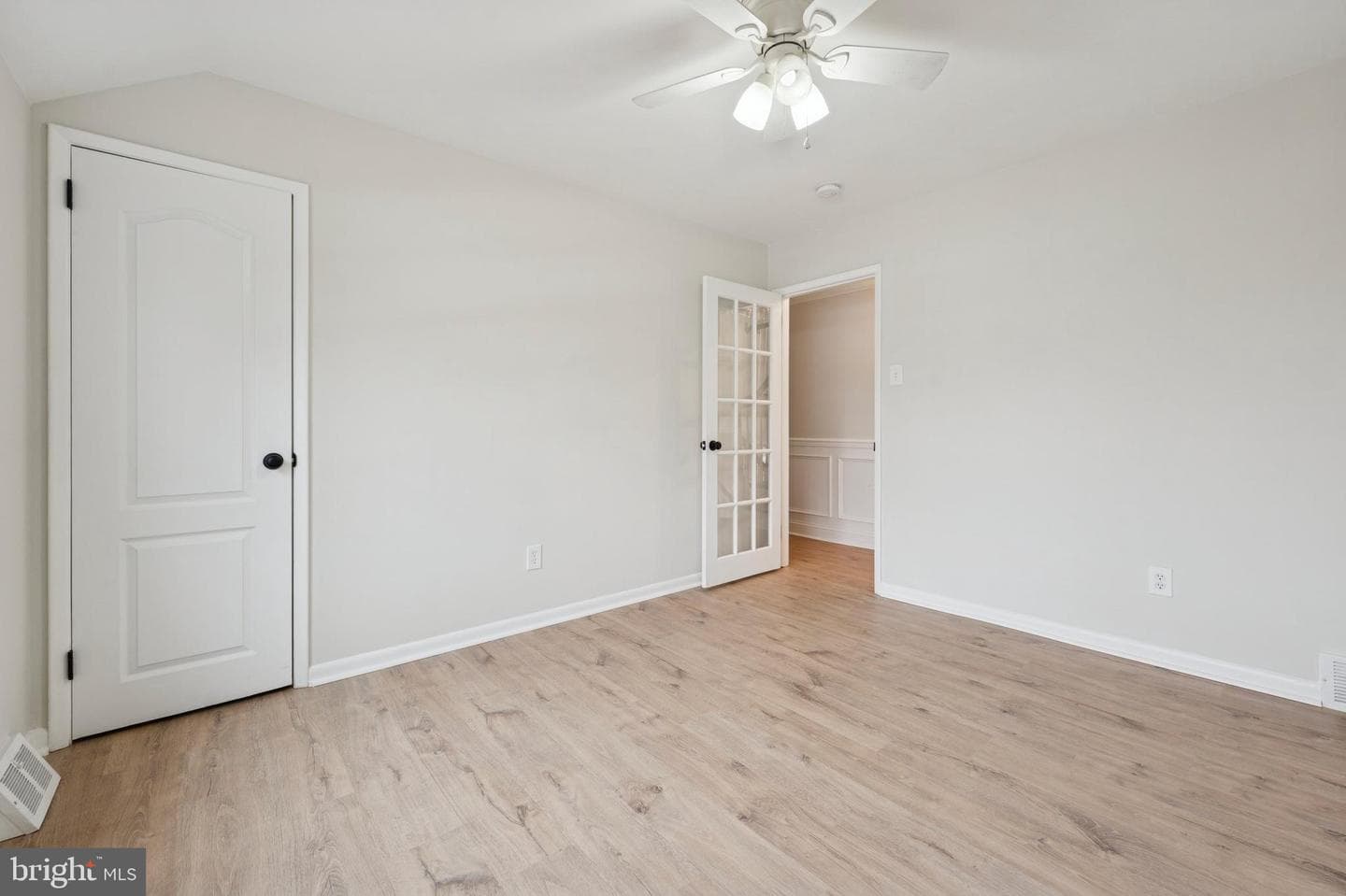 440 Rittenhouse photo 35