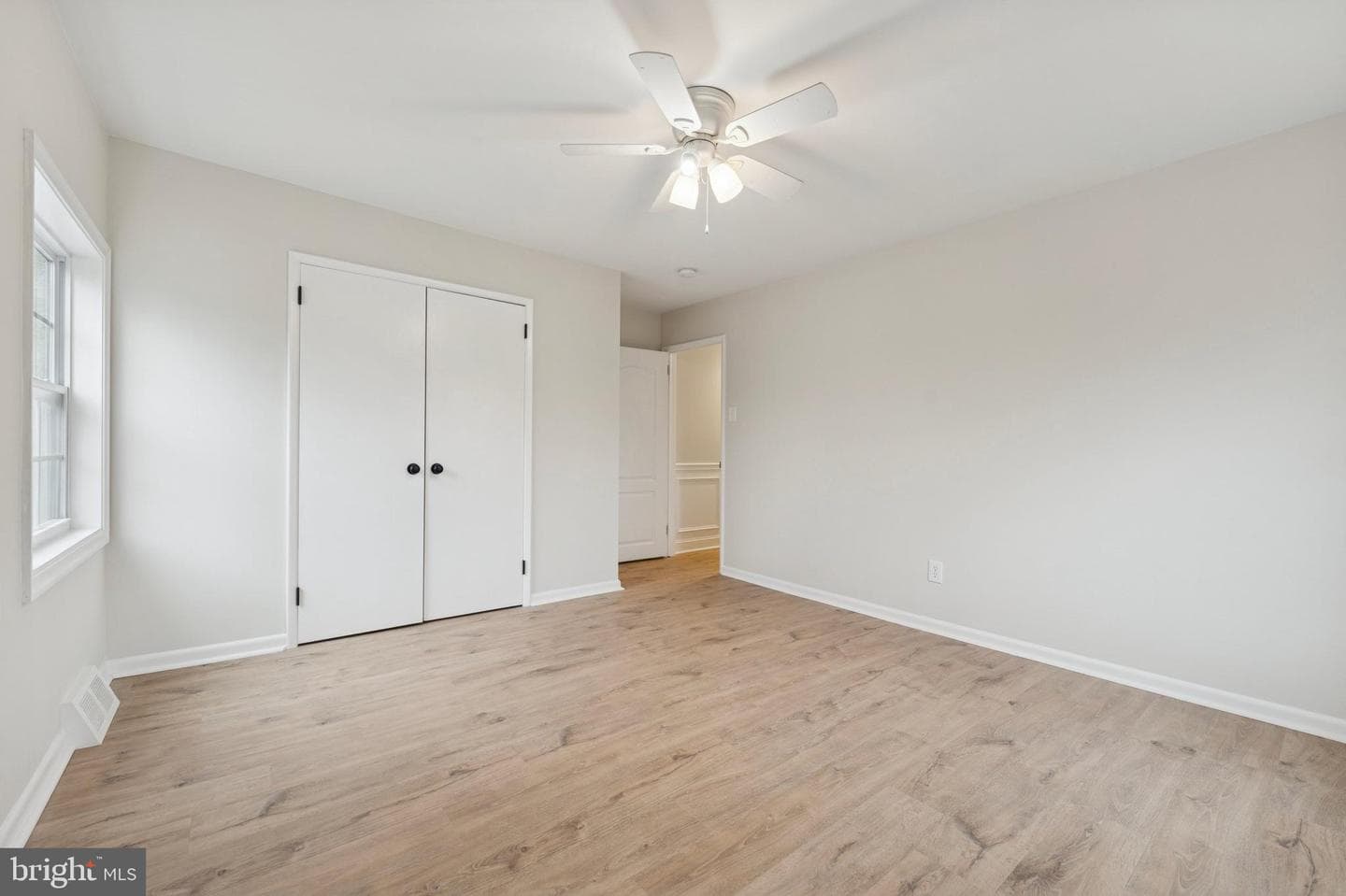 440 Rittenhouse photo 37