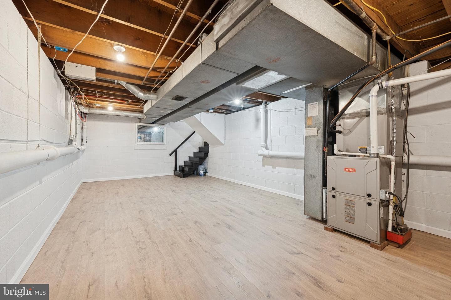 440 Rittenhouse photo 39