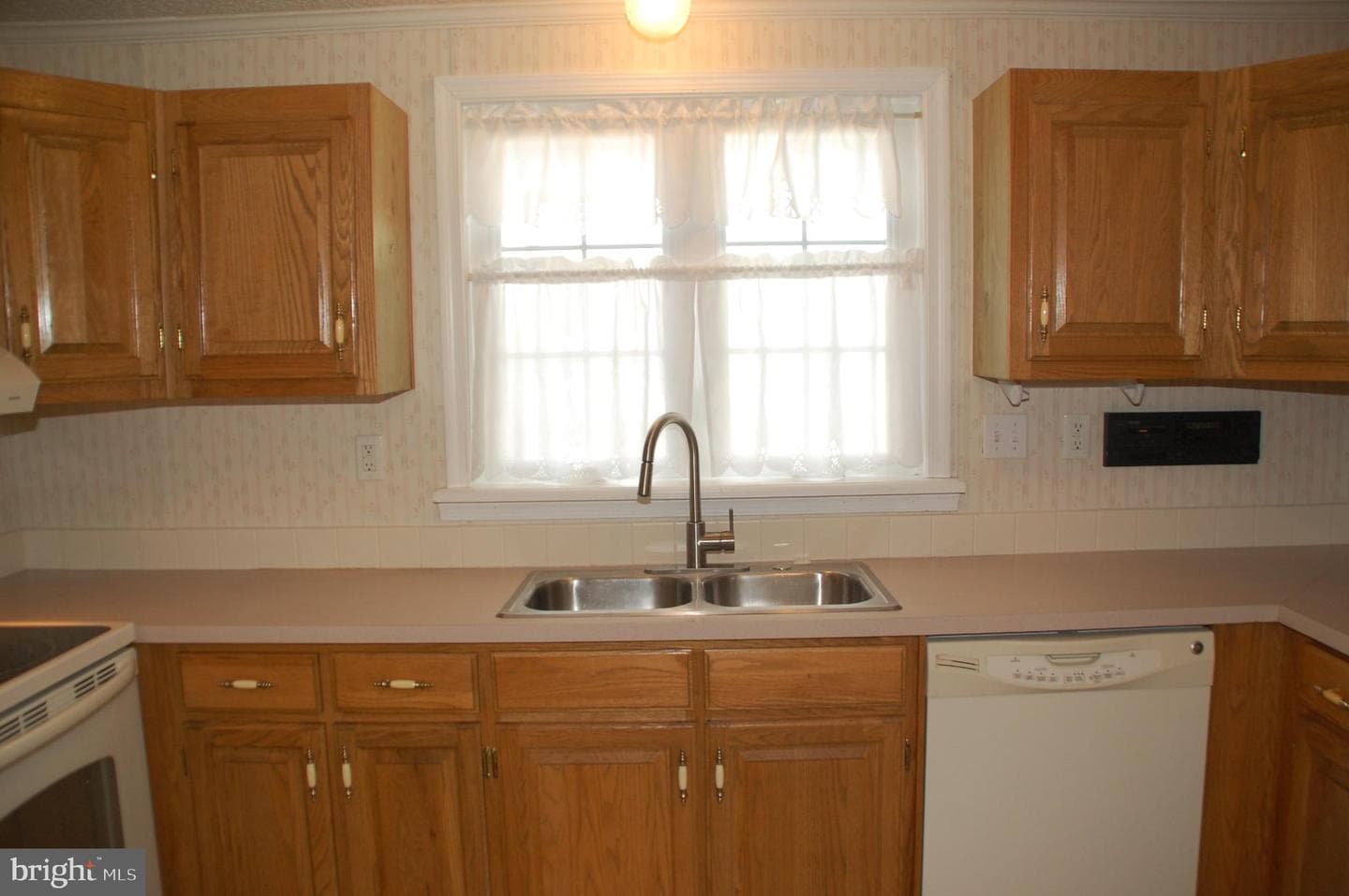 412 Westbury Drive photo 17