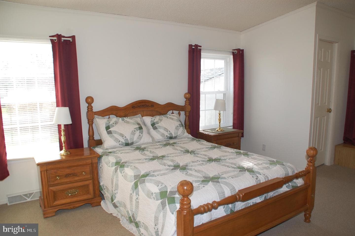 412 Westbury Drive photo 18