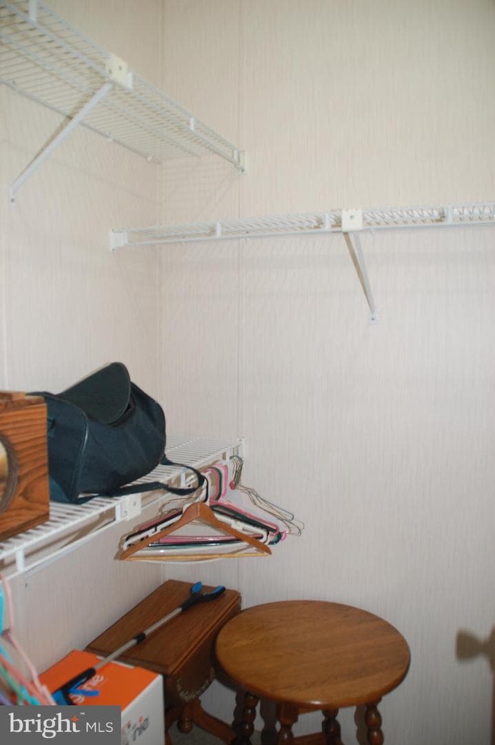 412 Westbury Drive photo 20