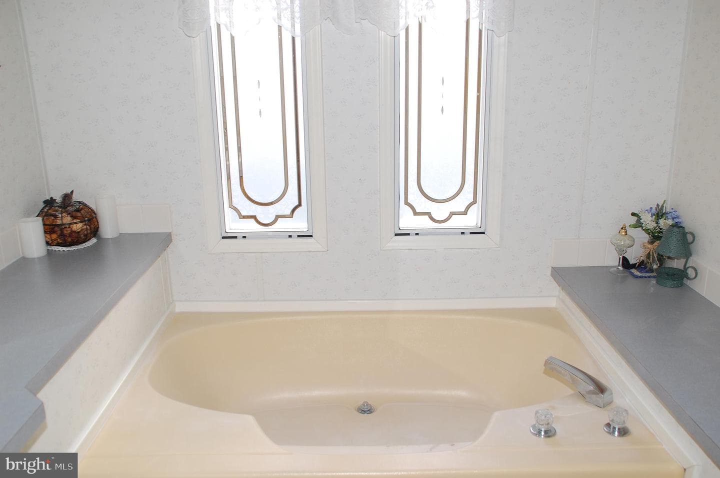 412 Westbury Drive photo 26