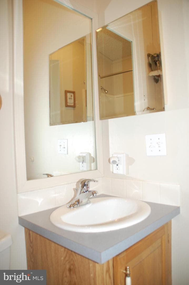 412 Westbury Drive photo 34