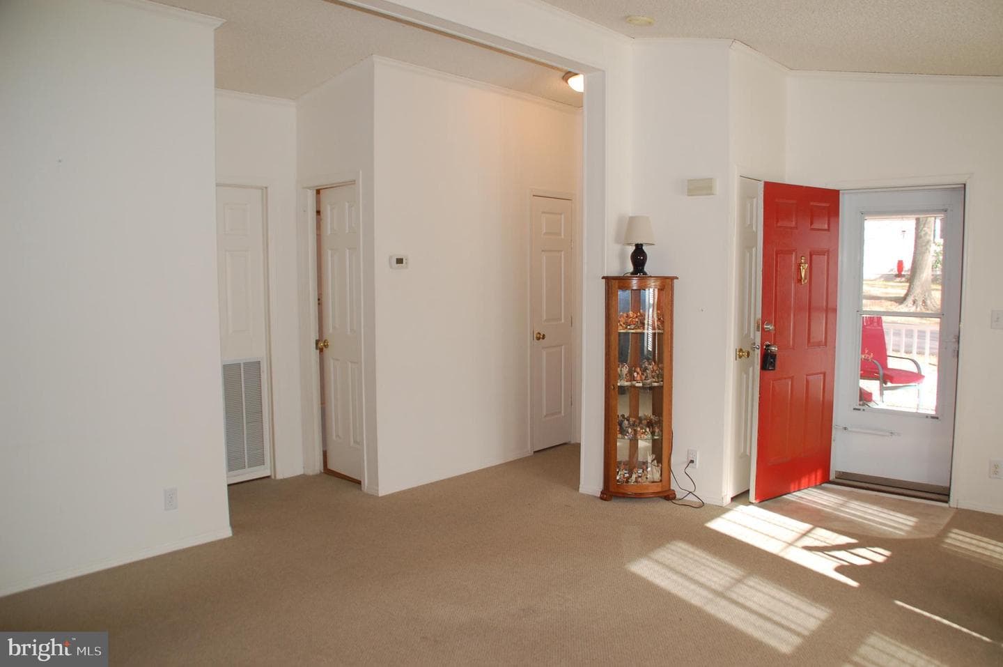 412 Westbury Drive photo 8