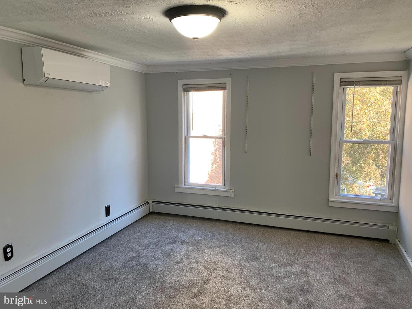 342 Lincoln Avenue photo 4