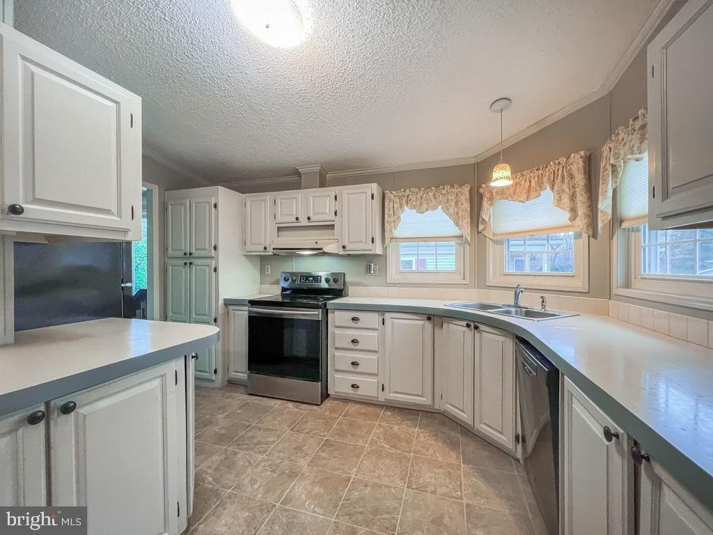 13 Clovedale Way photo 12