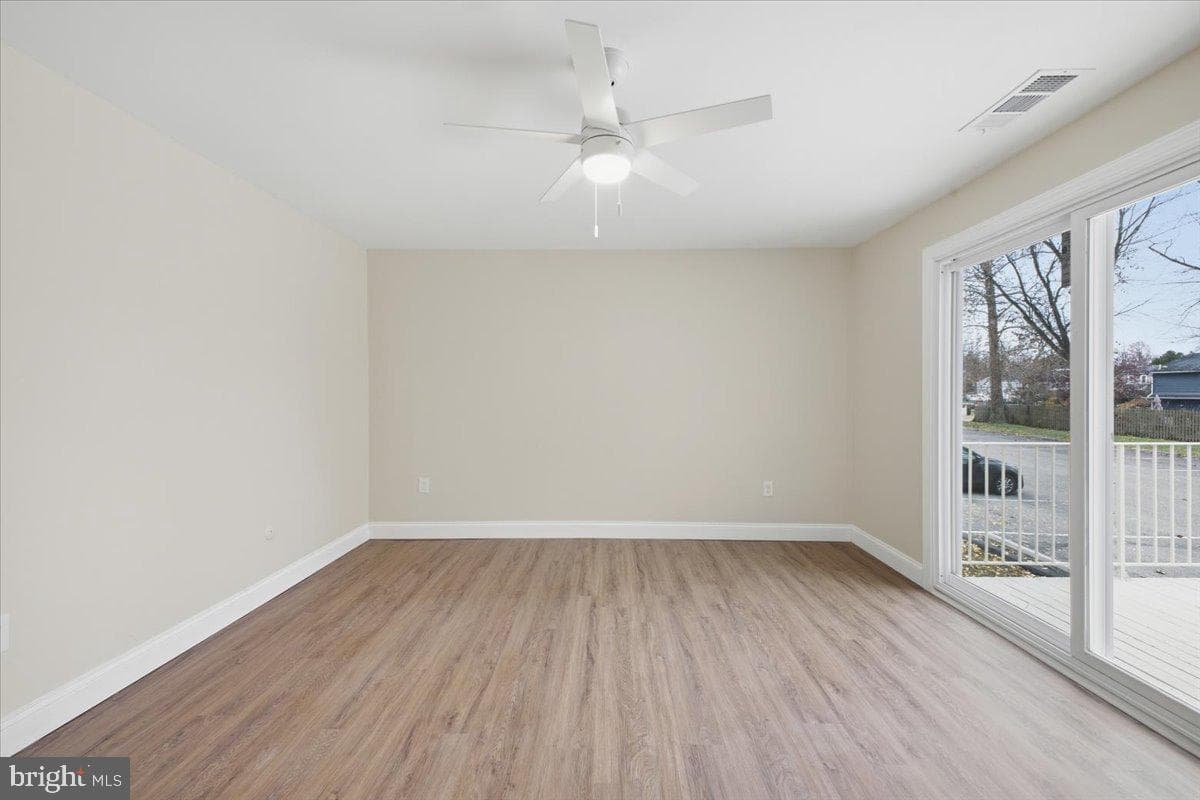 64 Cavendish Drive photo 18