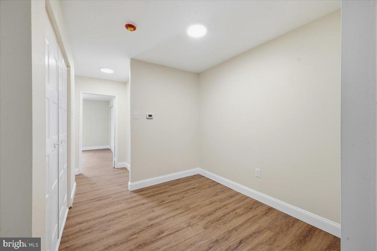 64 Cavendish Drive photo 7