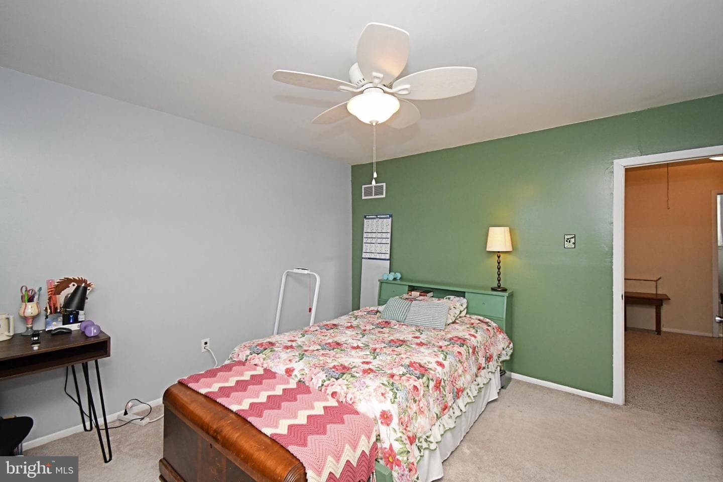 3 Cree Square photo 34