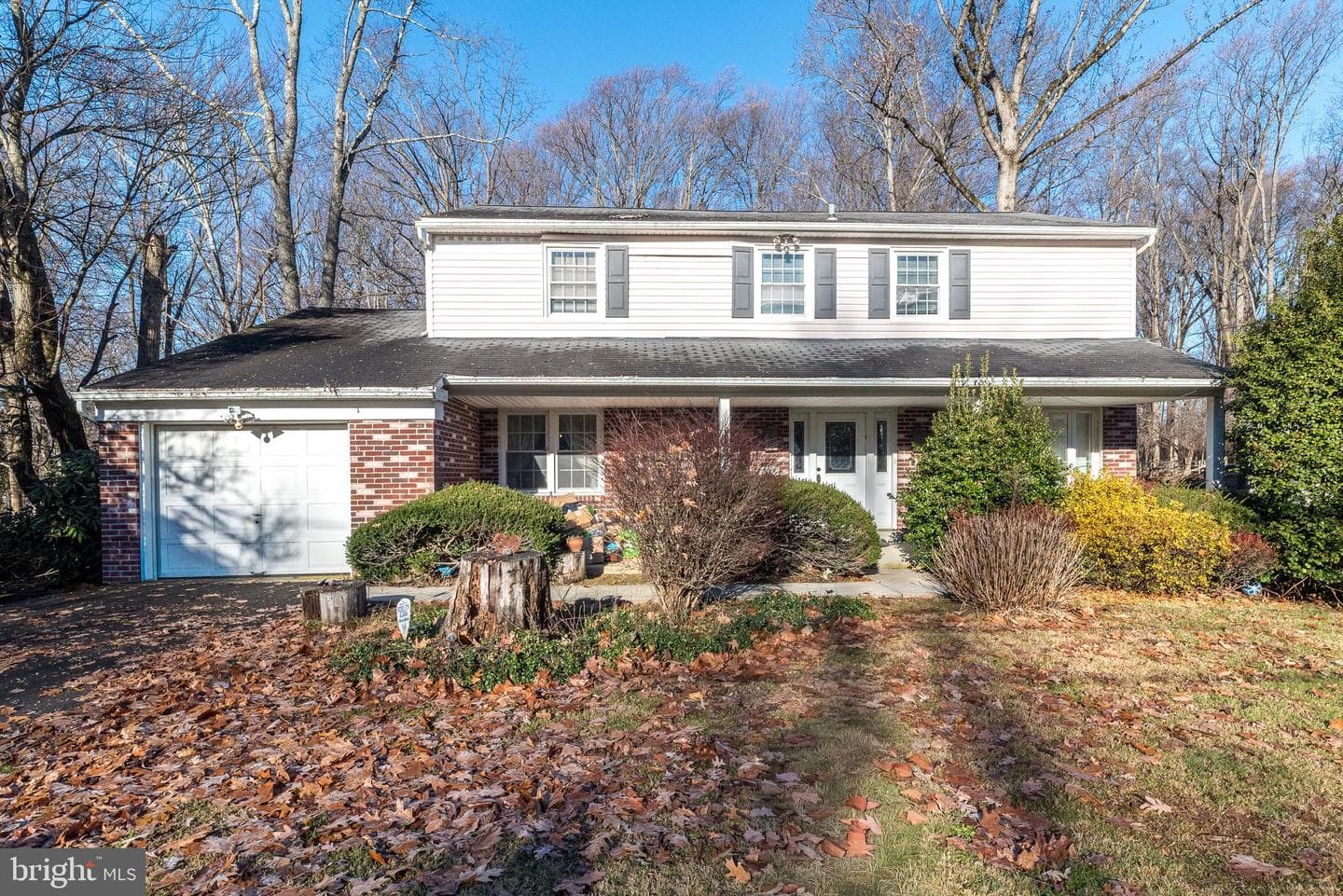 3225 Burn Brae Drive photo 2