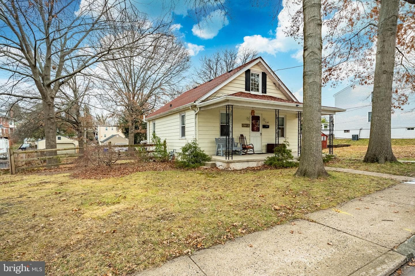 1143 Cherry Street photo 2