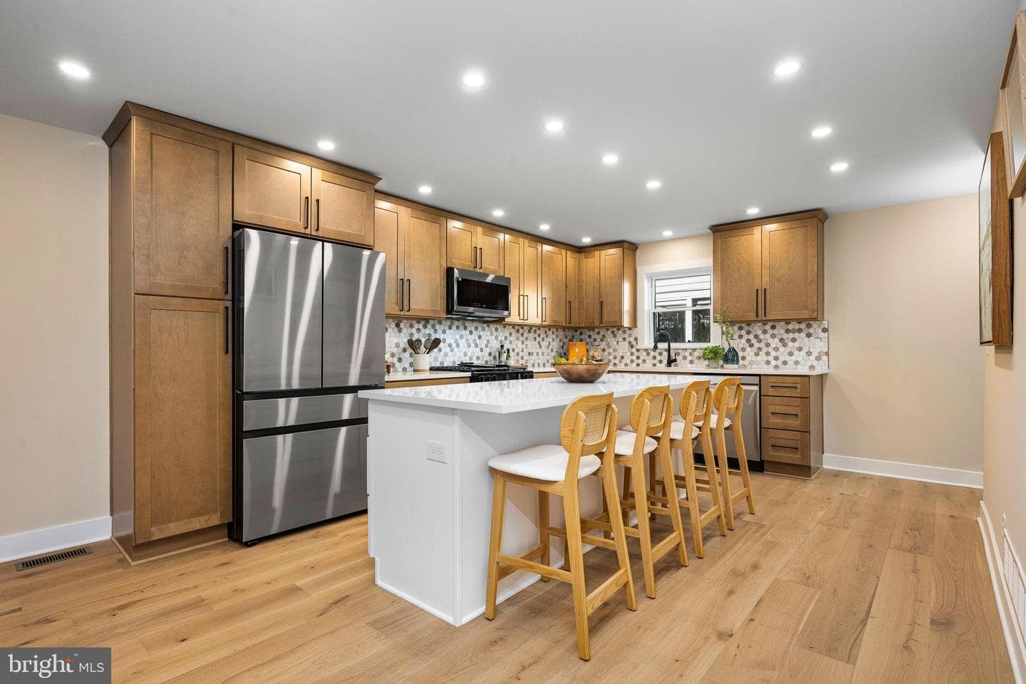 211 Bryn Mawr Avenue photo 13