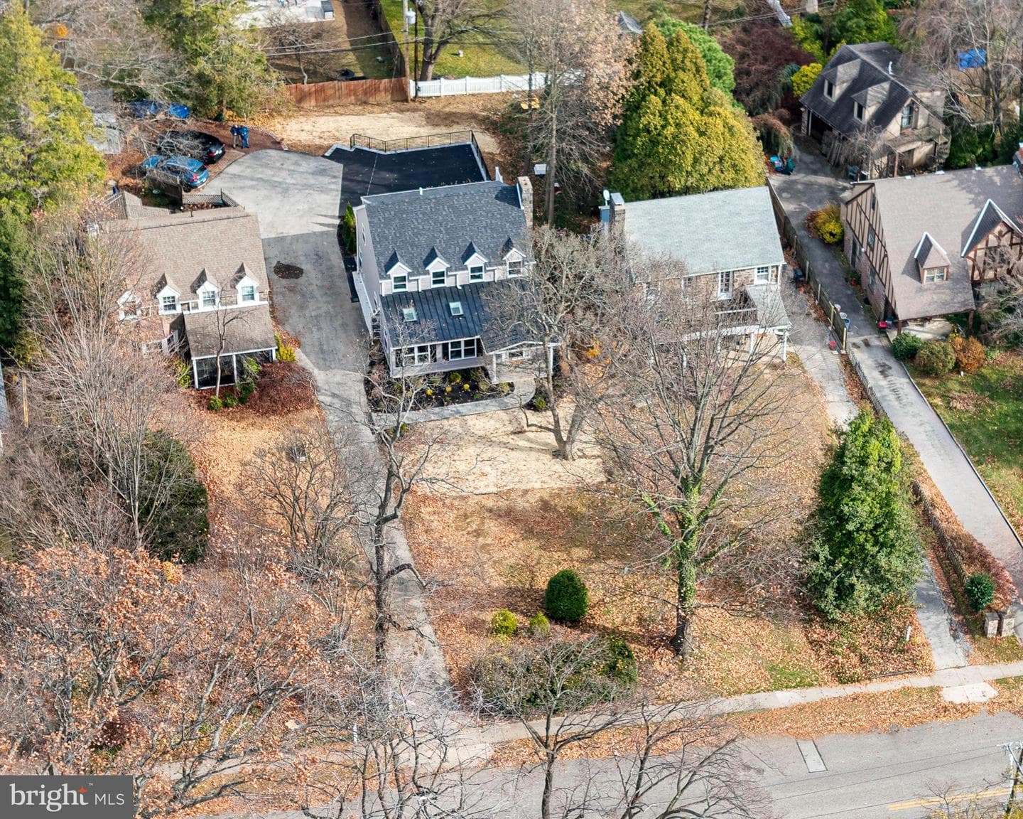 211 Bryn Mawr Avenue photo 47