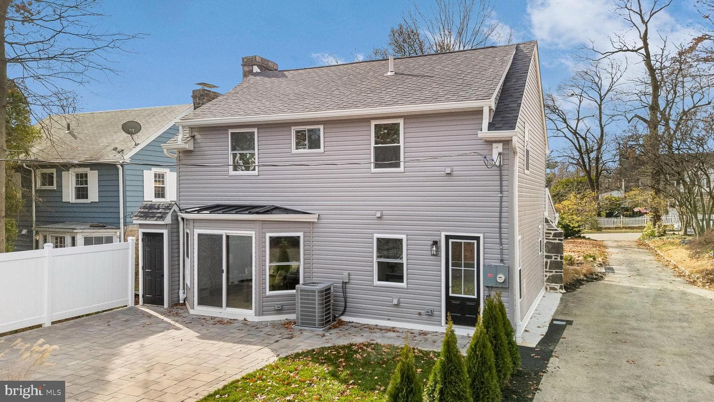 211 Bryn Mawr Avenue photo 48