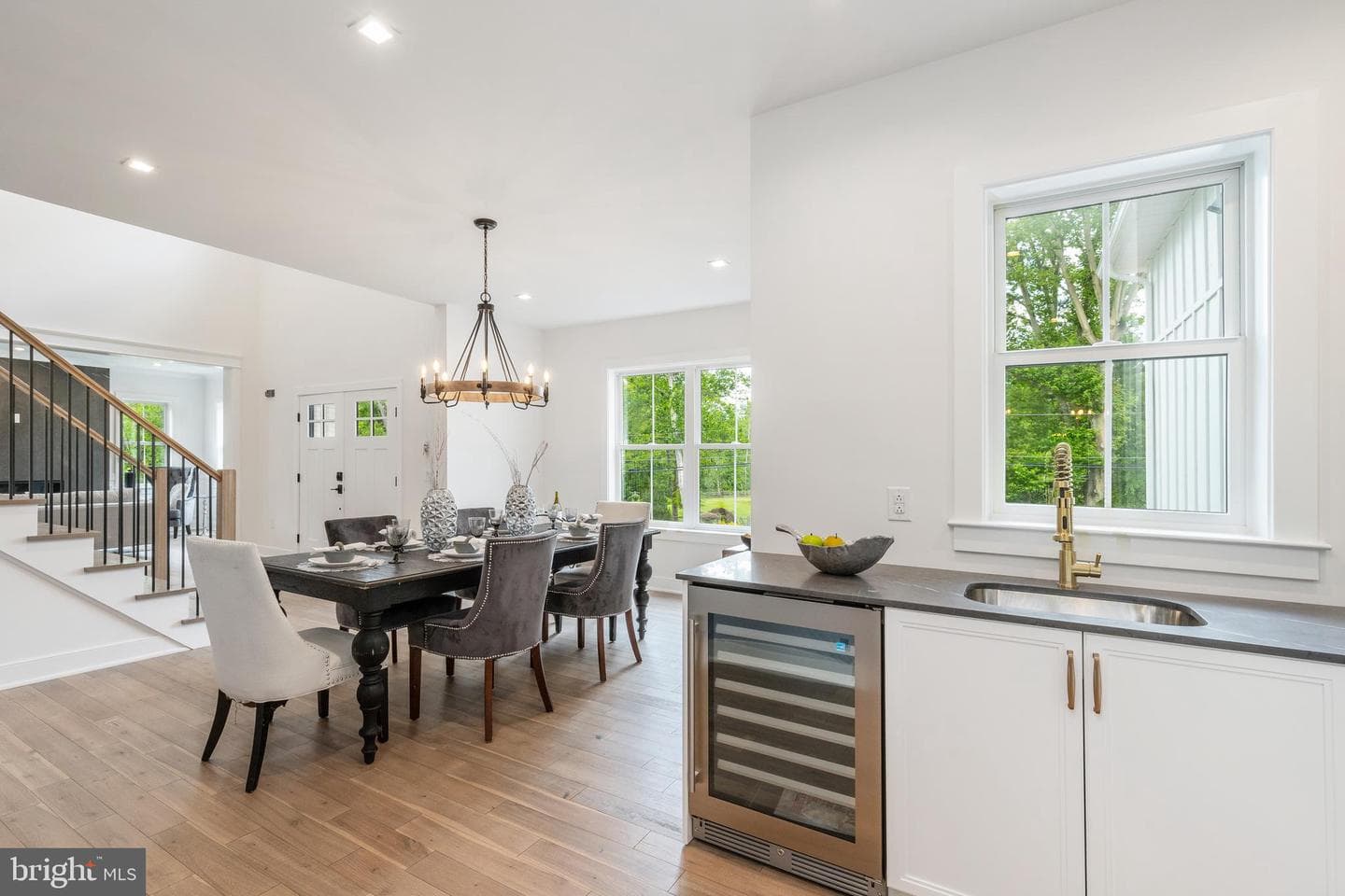 962 Tennis Avenue photo 11