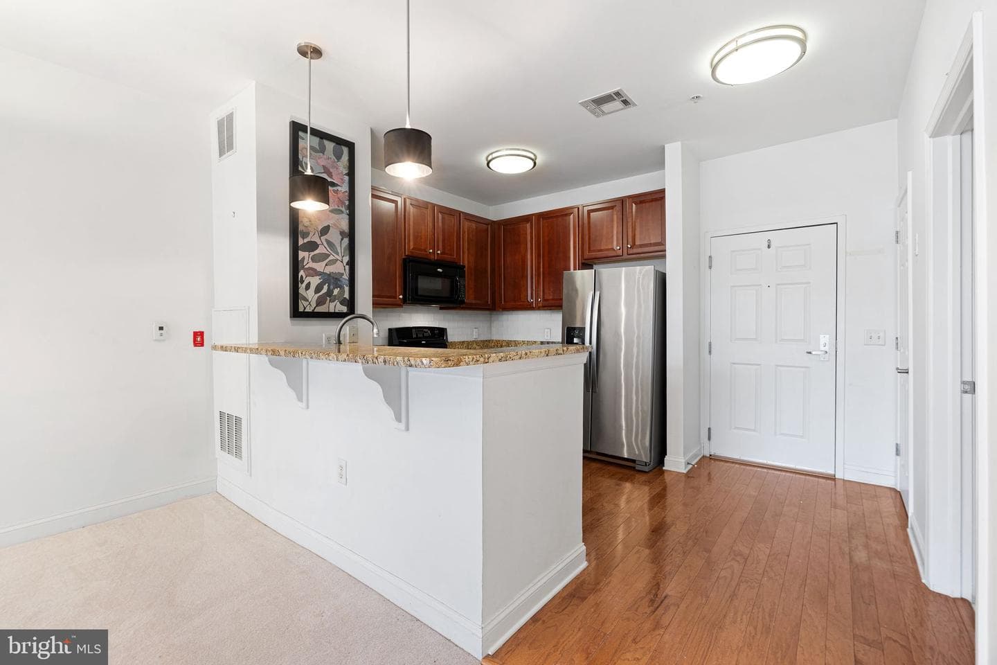 200 W Elm Street #1112 photo 10