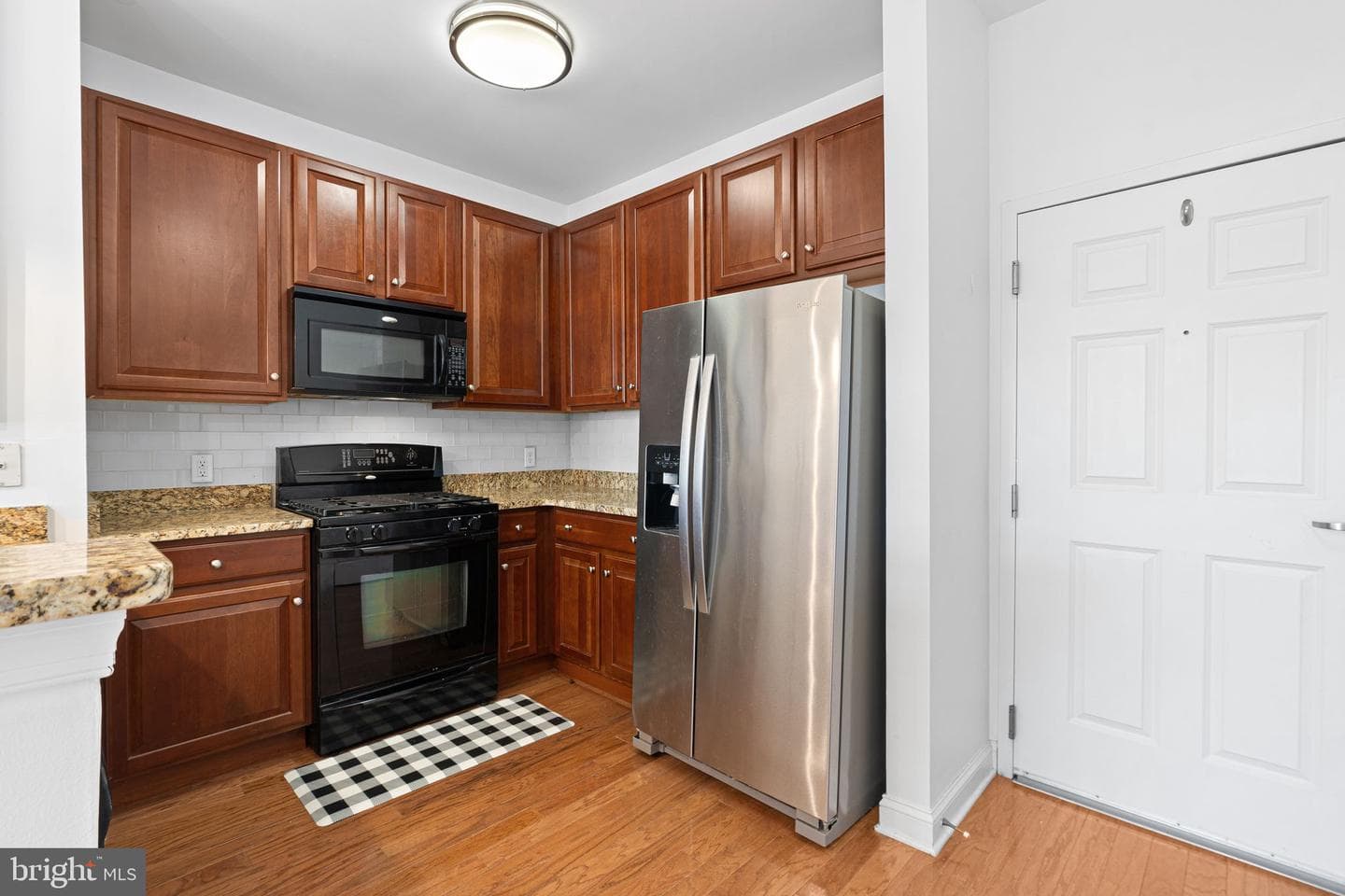 200 W Elm Street #1112 photo 9