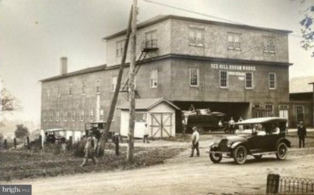 343 Main Street photo 70