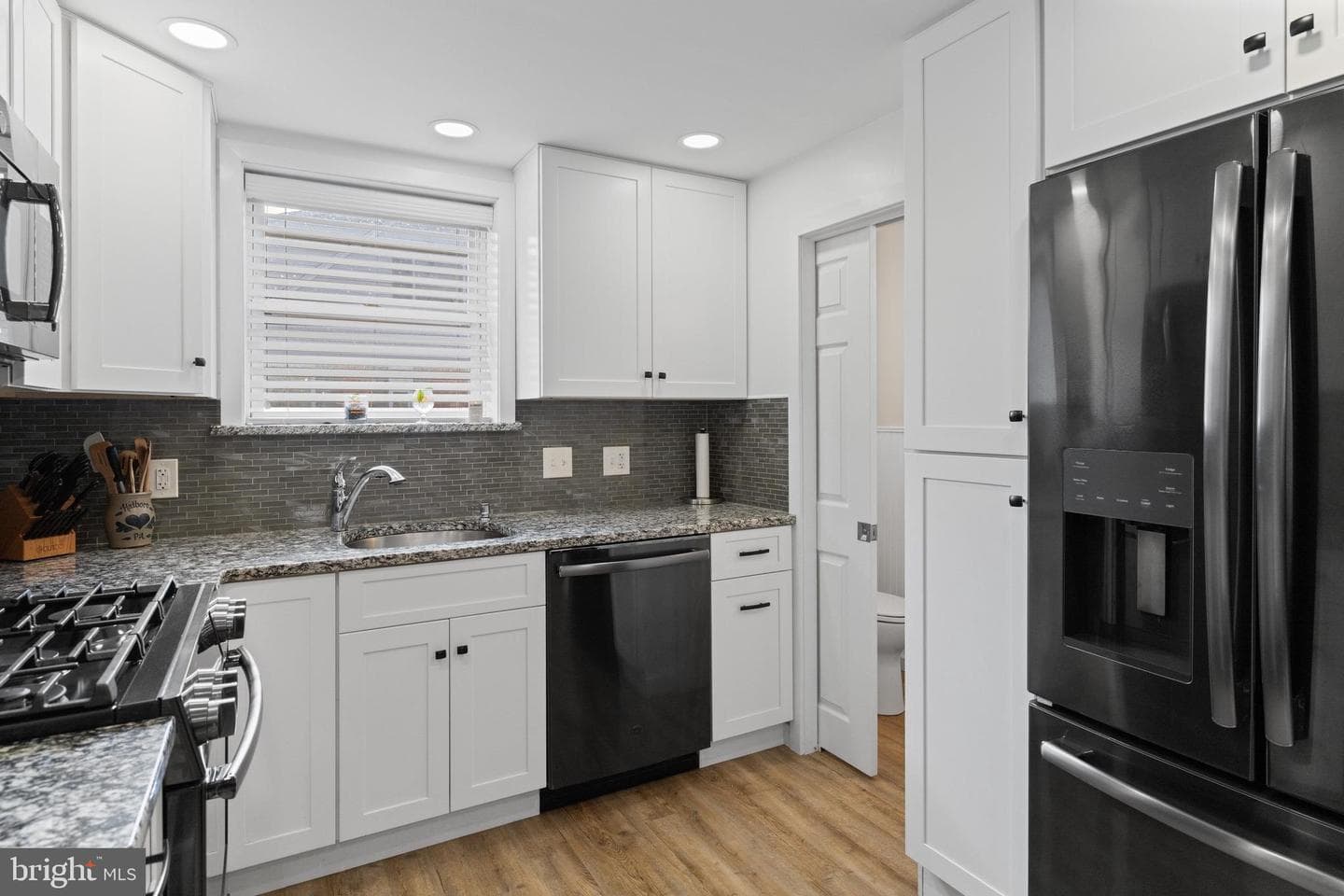 603 Orchard Way photo 8