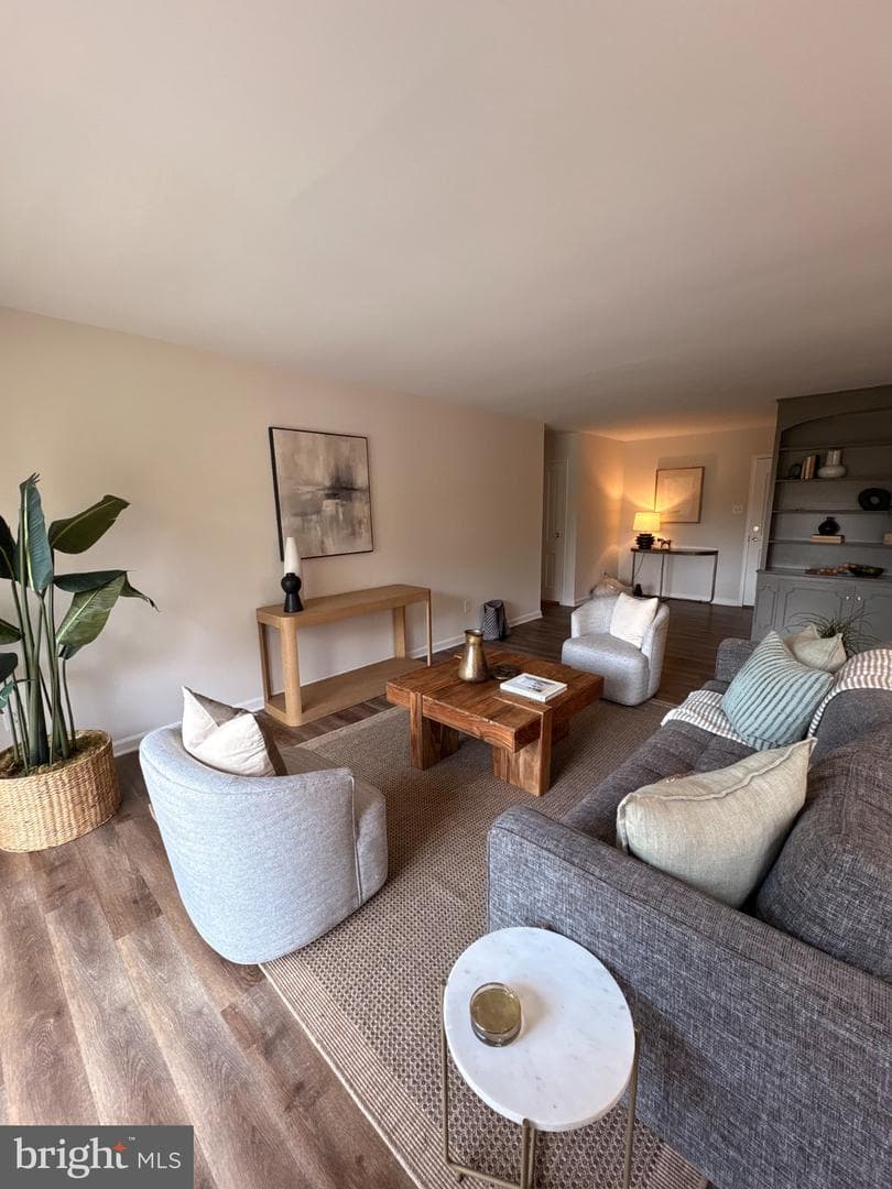 449 Montgomery Avenue #306 photo 5