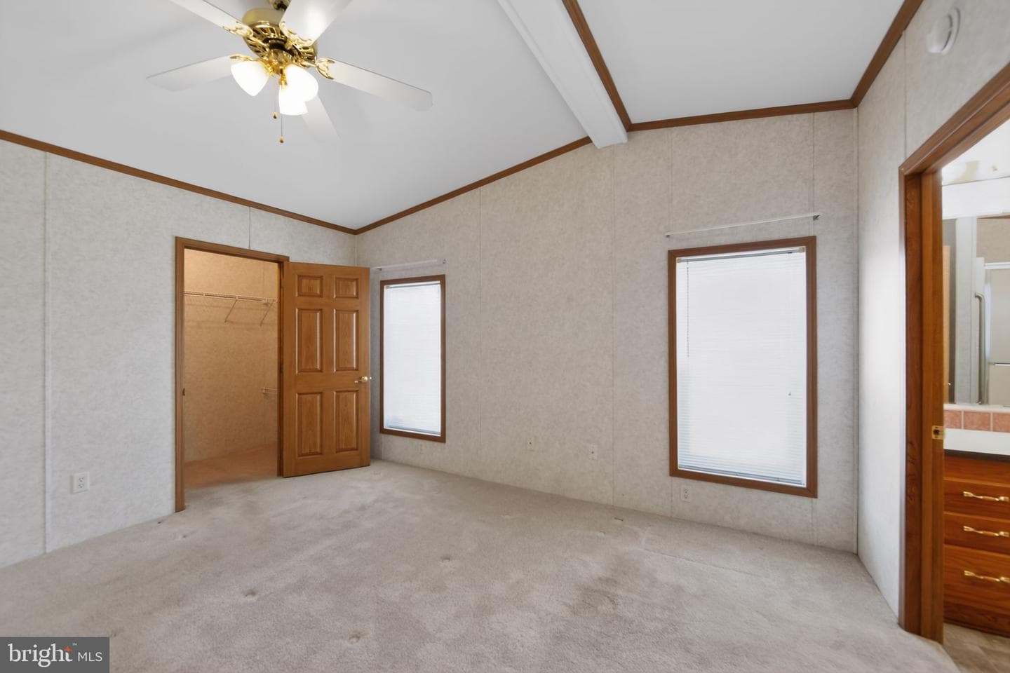 405 Village Way photo 17