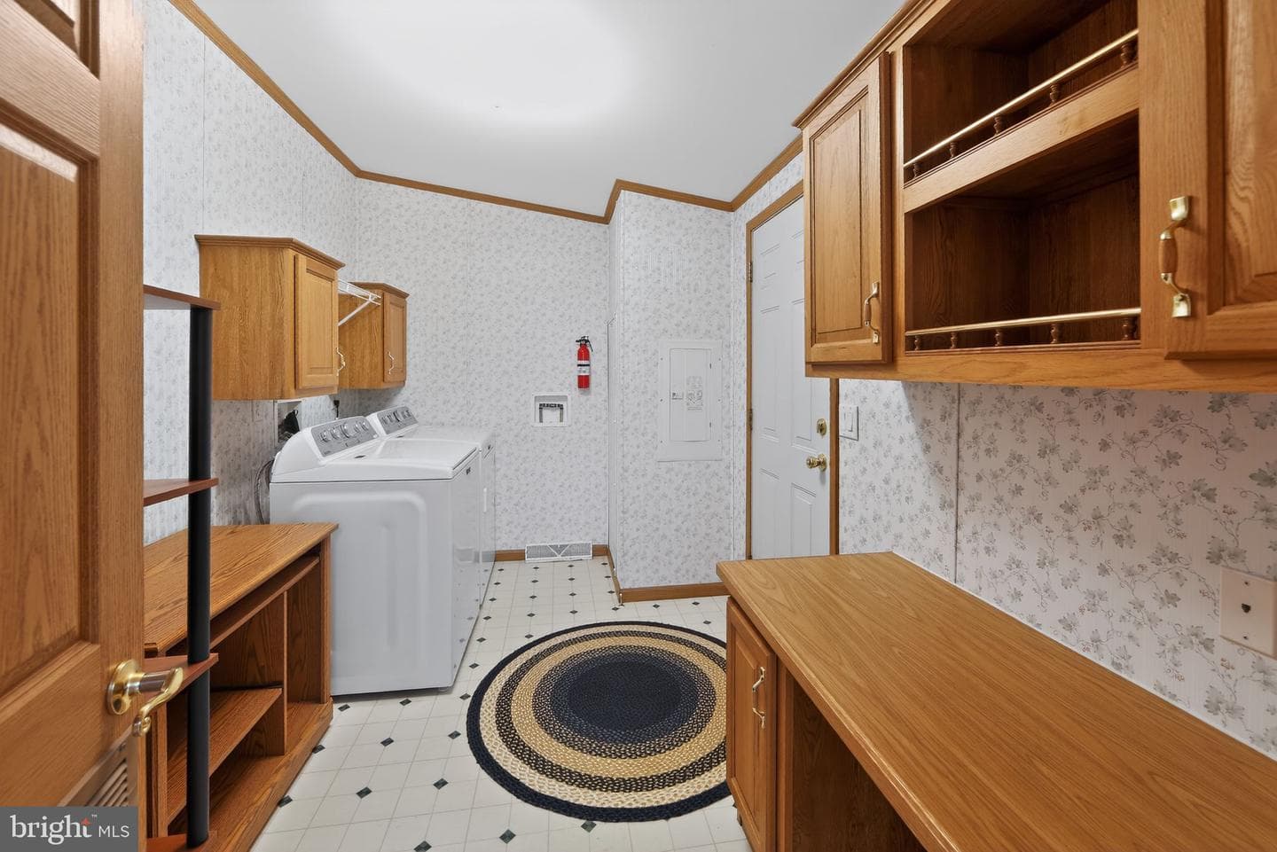 405 Village Way photo 27