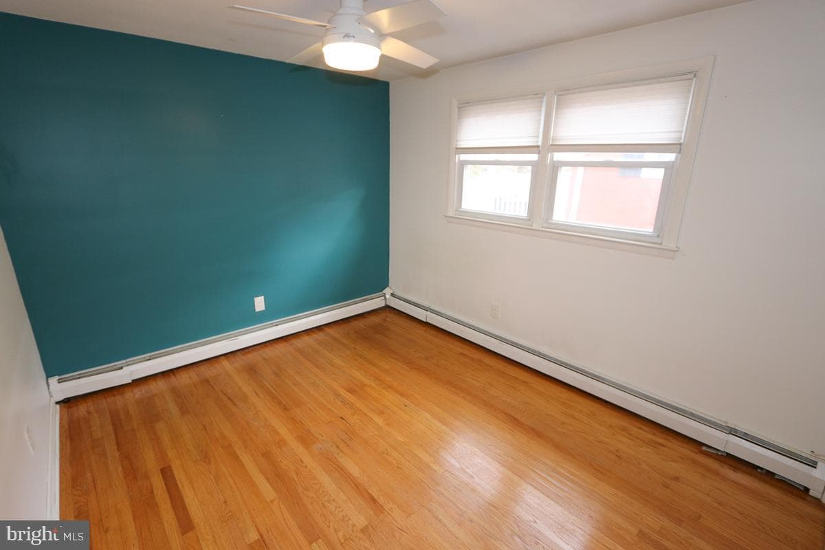 605 Burke Avenue photo 24