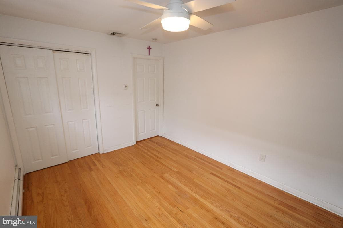 605 Burke Avenue photo 26