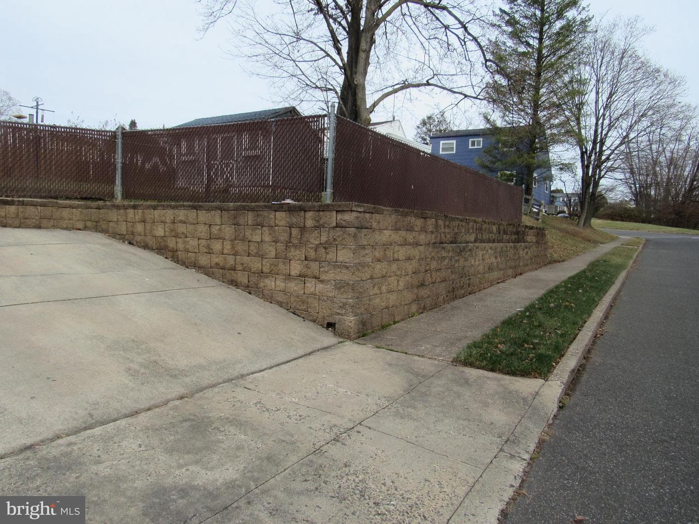 2803 Lamott Avenue photo 51