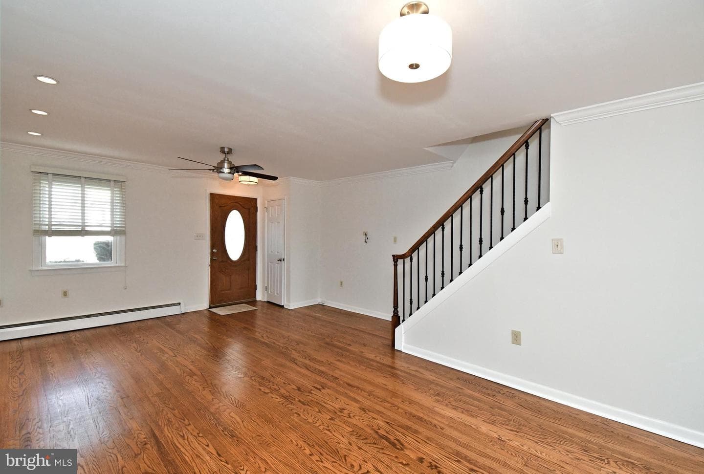 335 W 4th Avenue photo 18