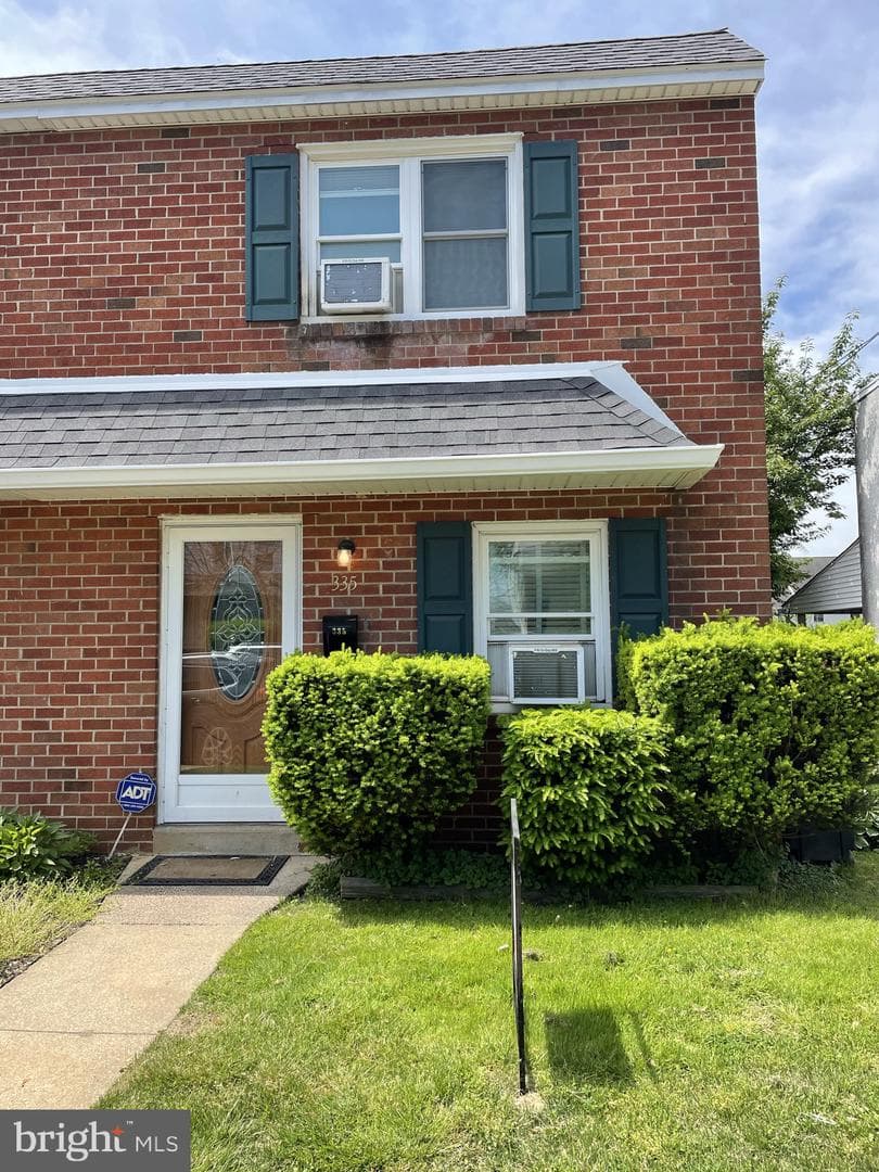 335 W 4th Avenue photo 4