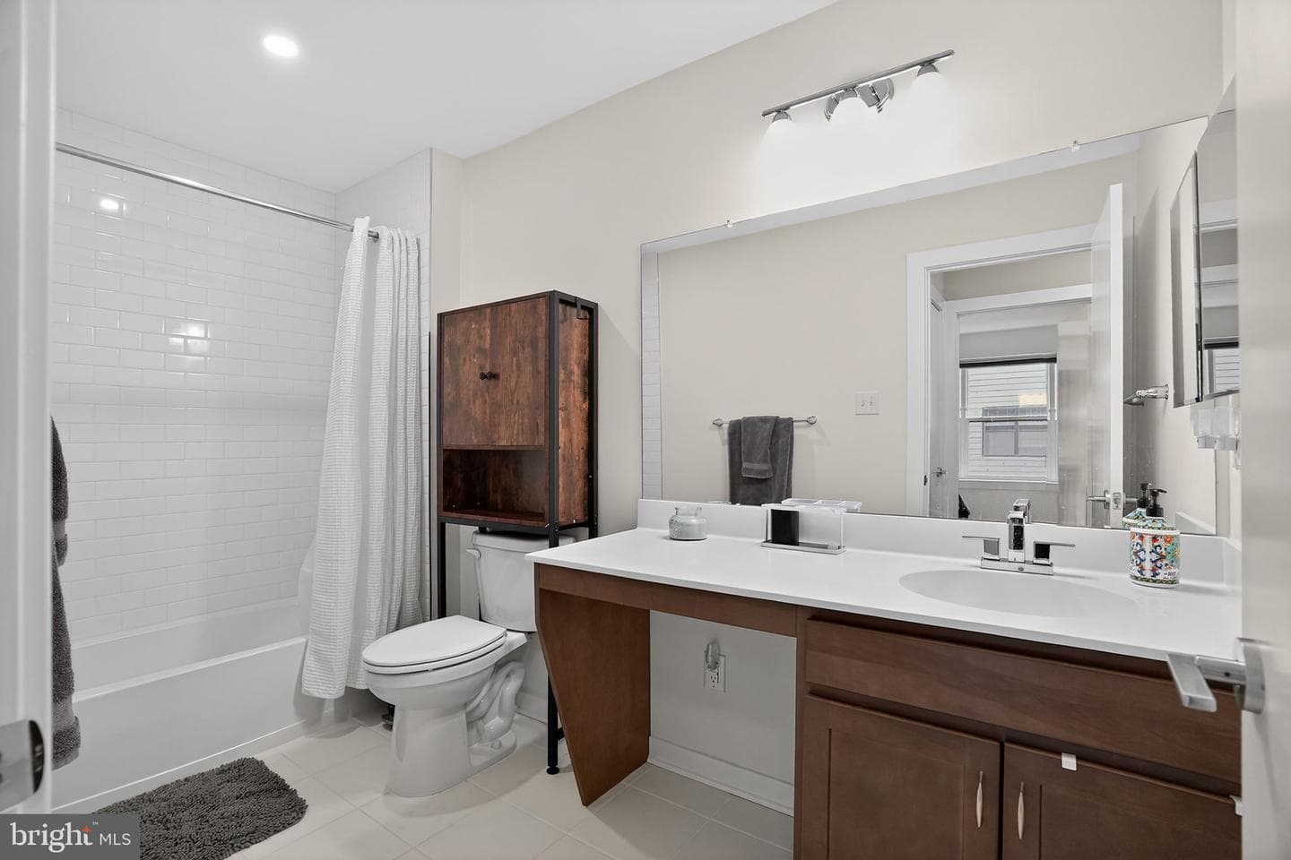912 Riverplace Drive #m photo 21