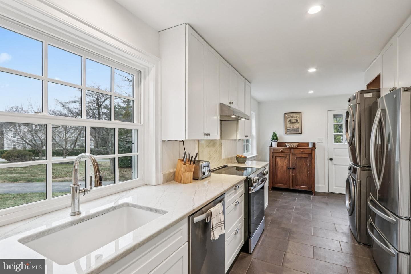913 Field Lane photo 20